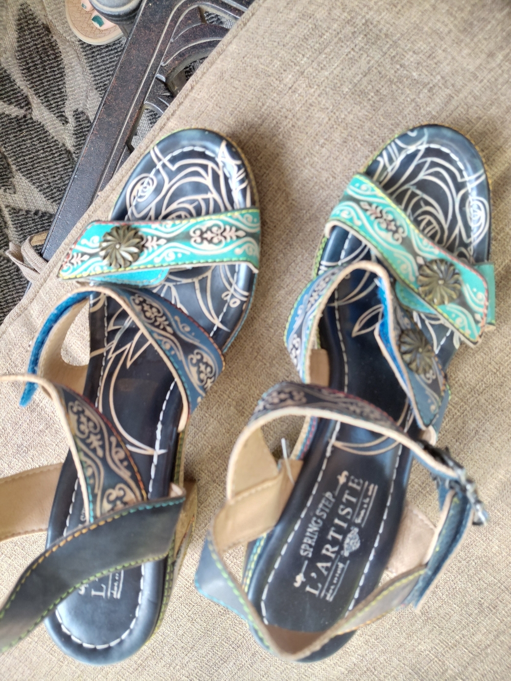 L'ATISTE Teal and Navy Floral Leather Sandals